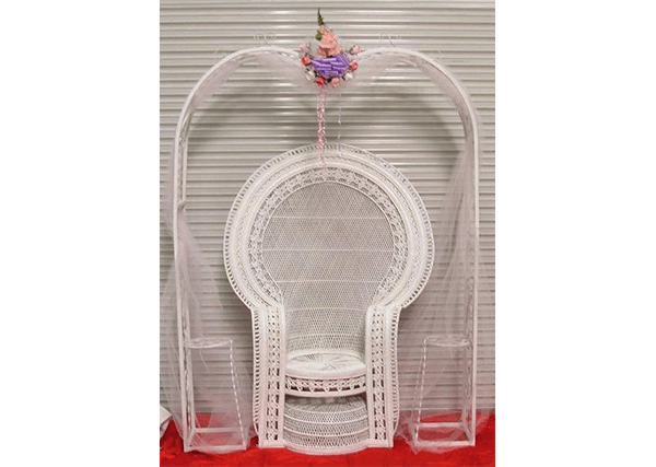 Bridal/Baby Shower Chair (Wicker)